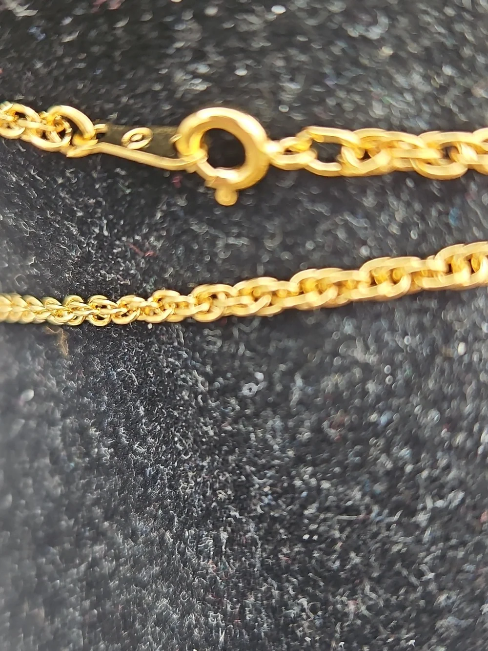 Goldtone Flower Faux Pearl Mirror Necklace - Picture 4 of 4